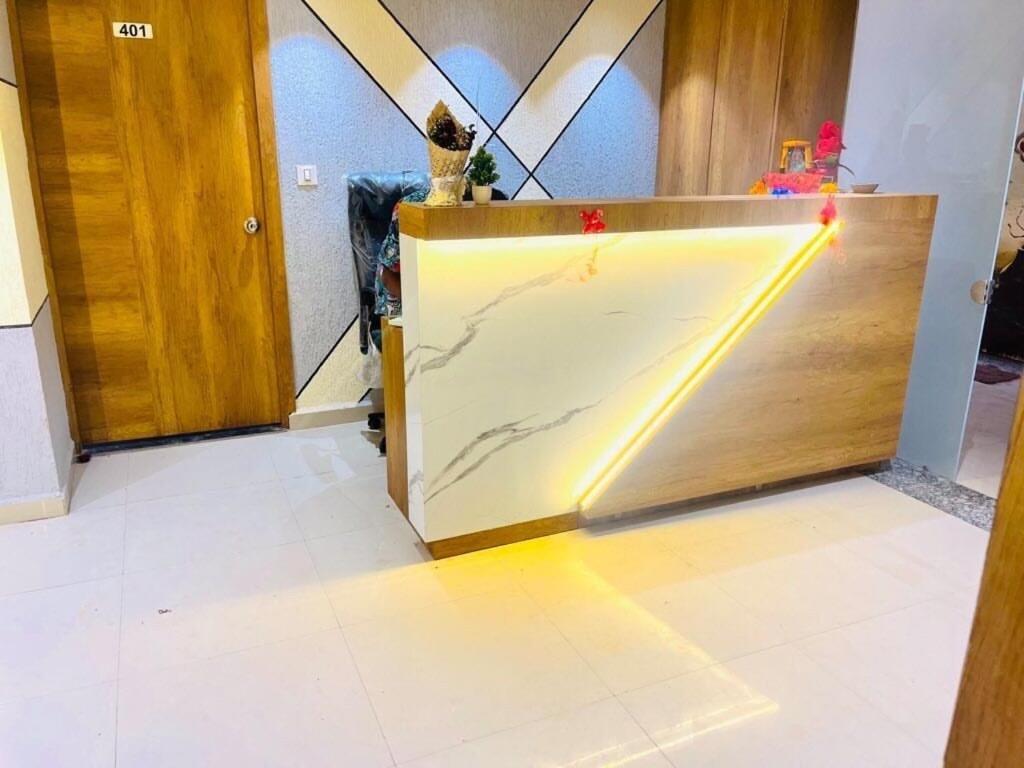 Oyo Florence Hotel Σουράτ Εξωτερικό φωτογραφία